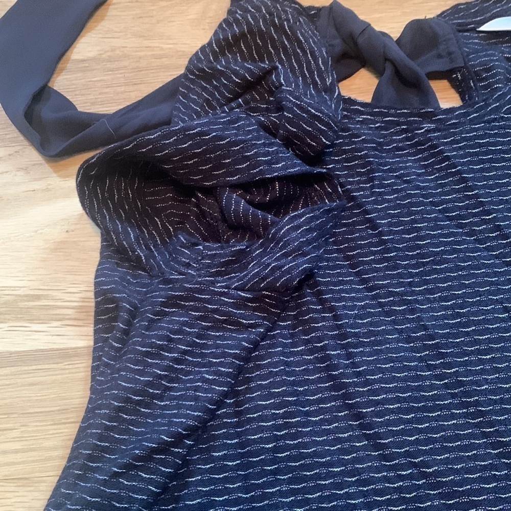 LAUREN Conrad Short Sleeve Knit Blouse w/ Lace Trim Navy Blue Women’s M - Picture 6 of 15